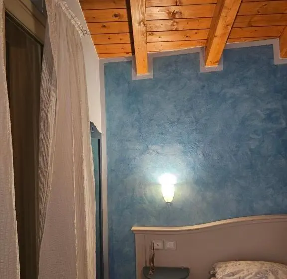 Standard Kolmen Hengen Huone Parveke, Via Fantoni 4