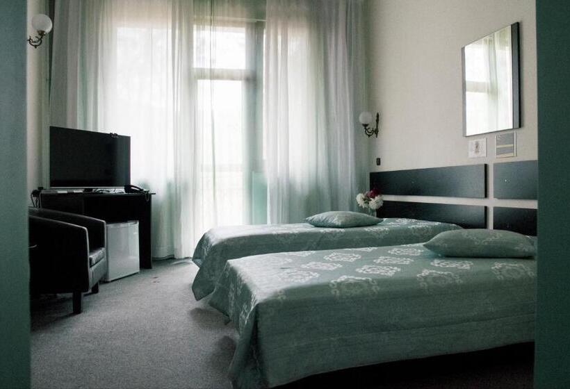 バルコニー付きデラックスルーム, Boutique Hotel Lyulyak