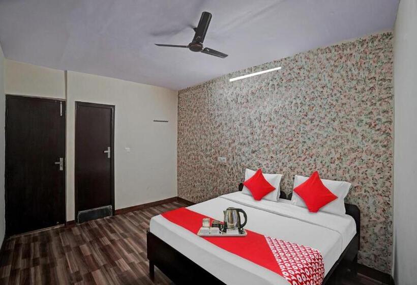 トリプルクラシックルーム, Flagship S R Hotel Near Pvr Ansal Plaza Greater Noida