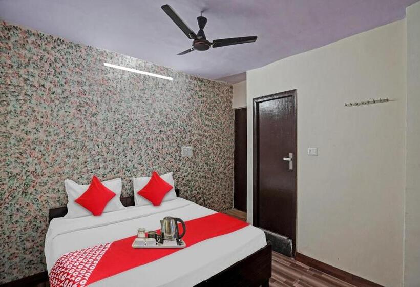 トリプルクラシックルーム, Flagship S R Hotel Near Pvr Ansal Plaza Greater Noida