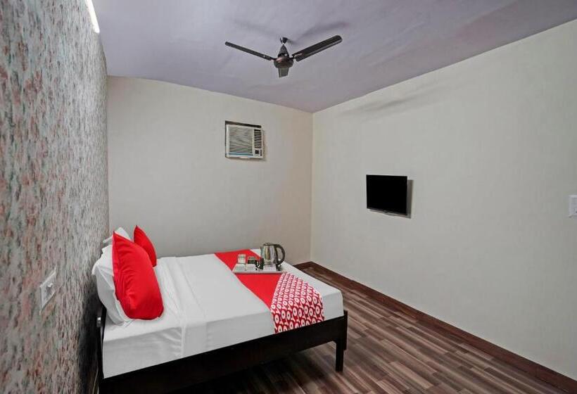 トリプルクラシックルーム, Flagship S R Hotel Near Pvr Ansal Plaza Greater Noida