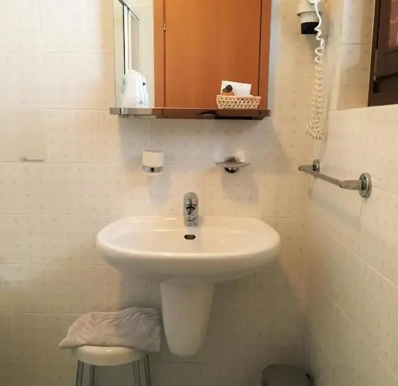 スタンダードルーム, Albergo Scarpone