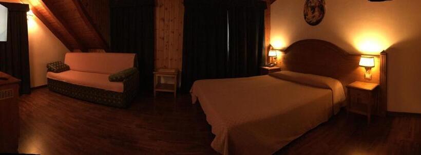 Номер Стандарт Трехместный, Albergo Scarpone