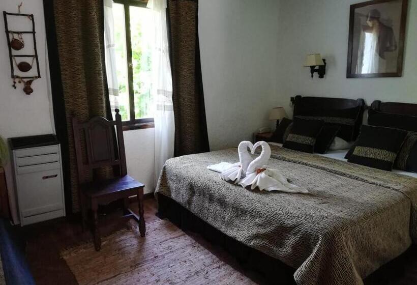 스탠다드 트리플 룸, Boutique America