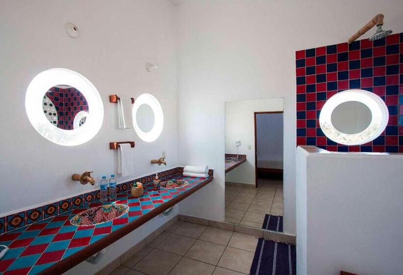 سوییت, Buda Mar Zipolite