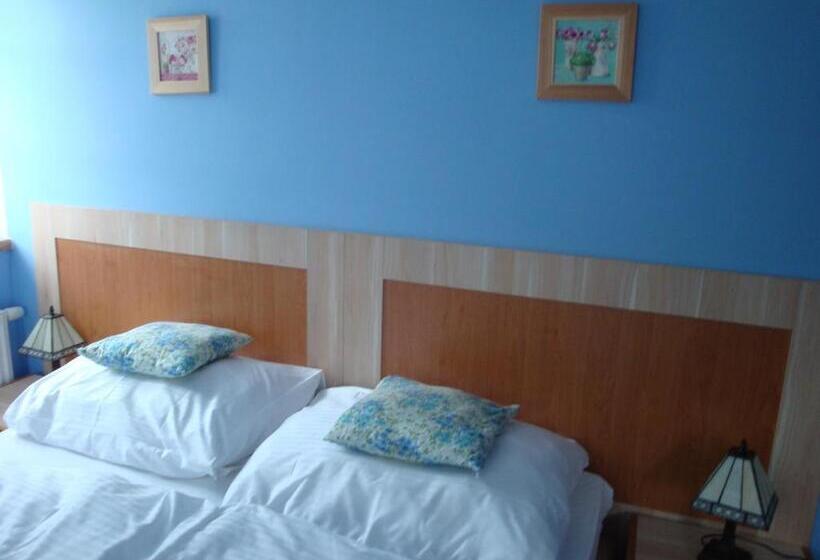 חדר אקונומי, Lázně Evženie