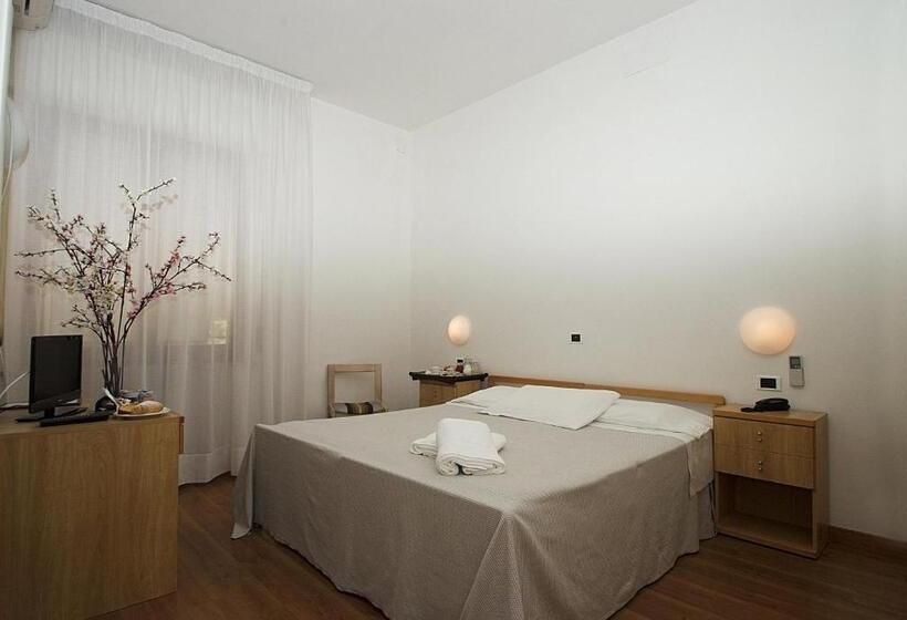 Номер Стандарт, Mediterraneo