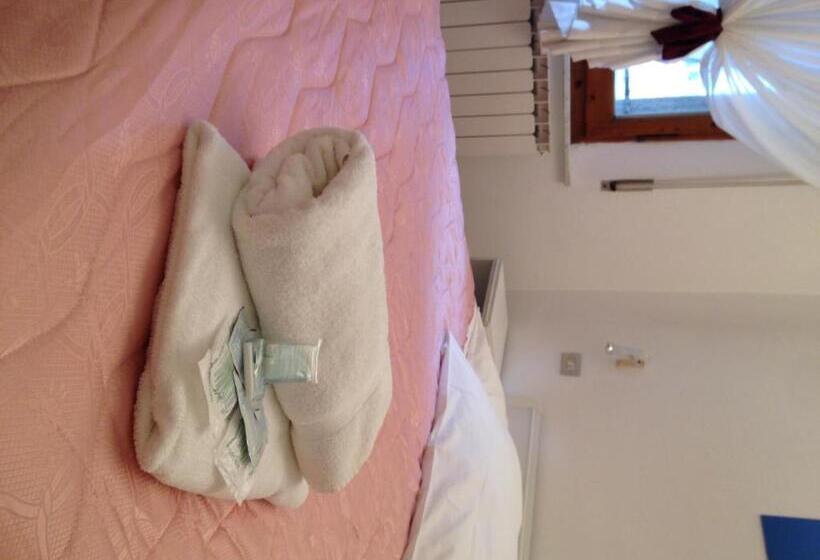 Трехместный Номер Классика, Mediterraneo