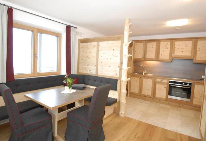 Апартаменты 2 Спальни с Балконом, Mühlerhof