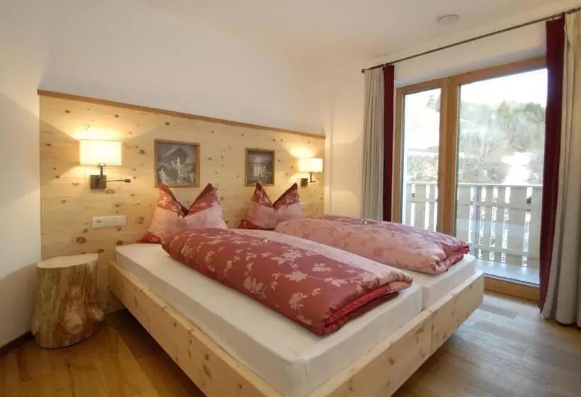 Huoneisto 2 Makuuhuonetta Parveke, Mühlerhof
