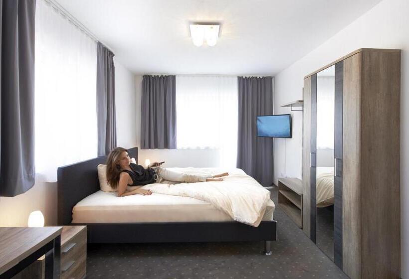 غرفة قياسية, New In Guesthouse