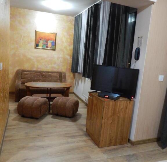 스위트, Rio Family