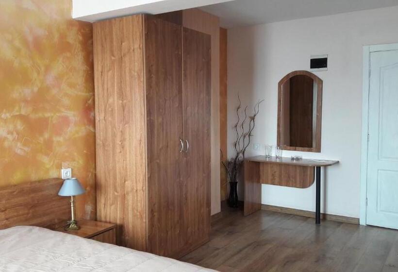 스위트, Rio Family