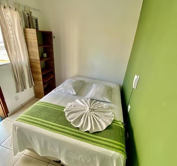 Quarto Estandar, Sanches
