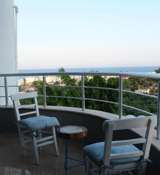 חדר משפחתי, Tek Han Kumkuyu