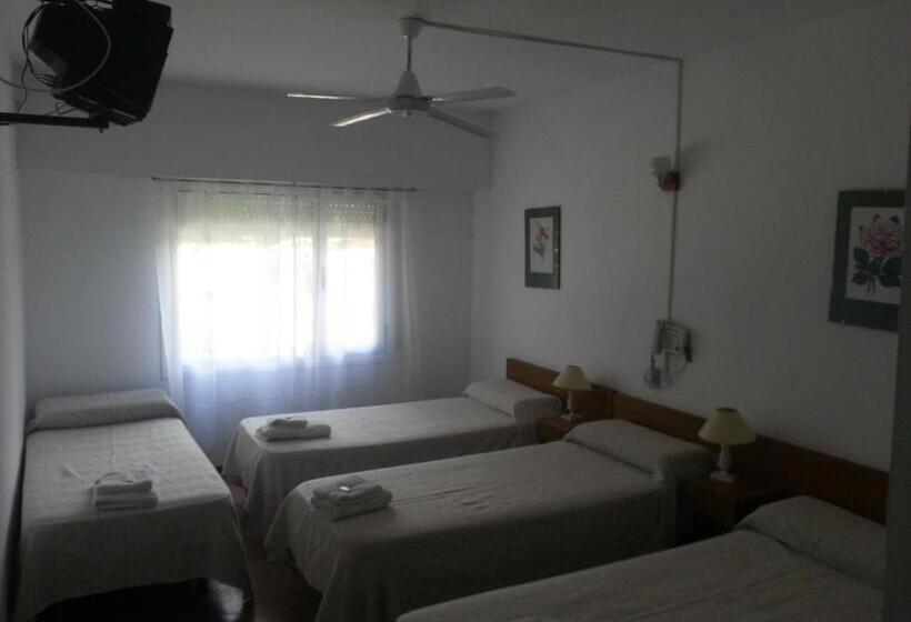 四人标准间, Tritones