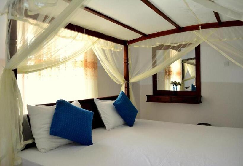 חדר משפחתי דלוקס, Willpattu Wild Watch