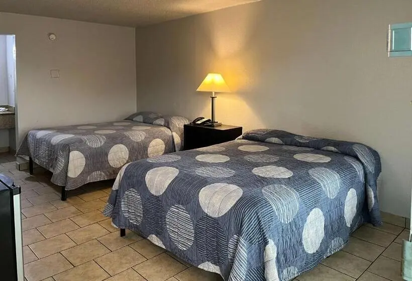 スタンダード４人部屋, Motel 6 Mesquite, Tx Town East