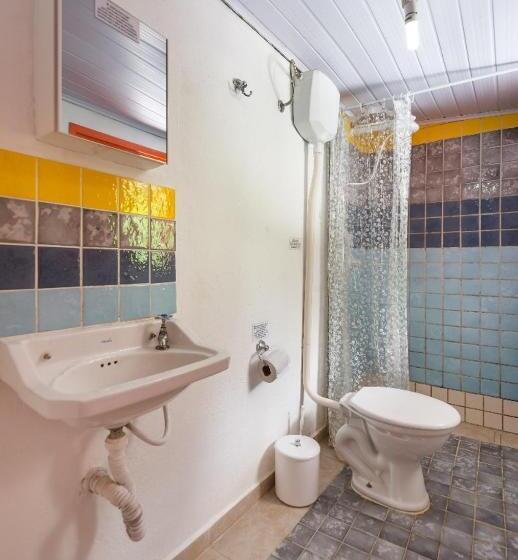 سوئیت با بالکن, Hospedaria Lar Sagrado Arco íris