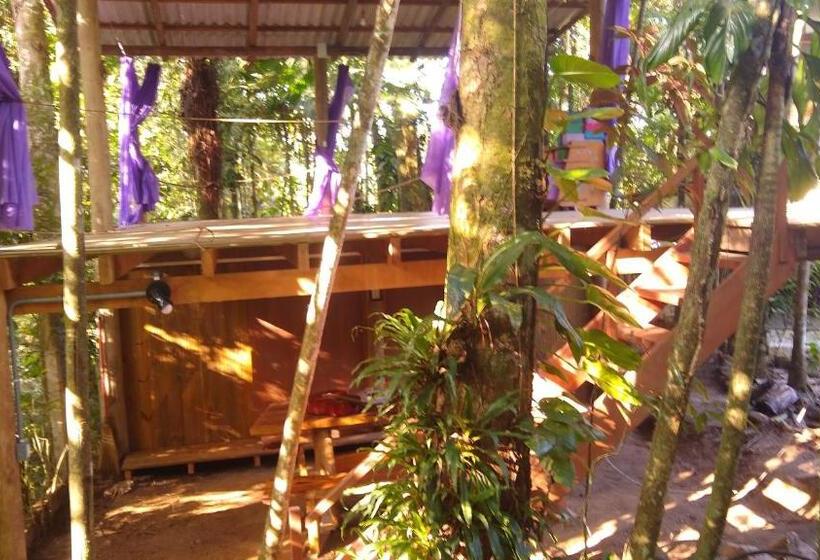 اتاق چهار تخته با دستشویی مشترک, Hospedaria Lar Sagrado Arco íris