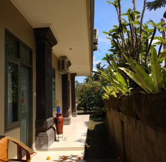 חדר סטנדרט, Inang Villa