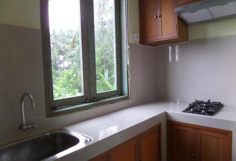 סוויטה דלוקס, Inang Villa