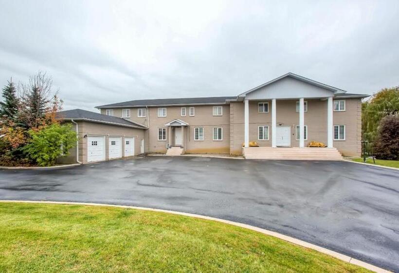 Casa 1 Dormitori, White House Canada