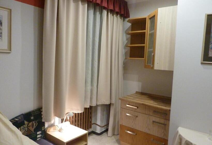 اتاق اکونومی, Pension Ayky