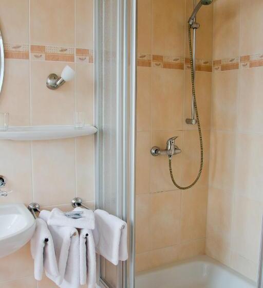 Номер Стандарт, Pension Zum Engel