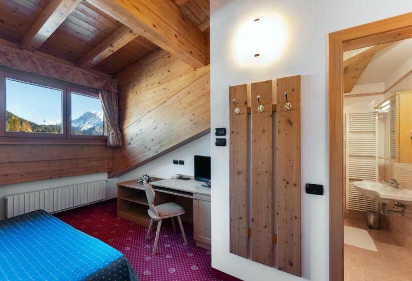 エコノミールーム, Sport Hotel Cristal