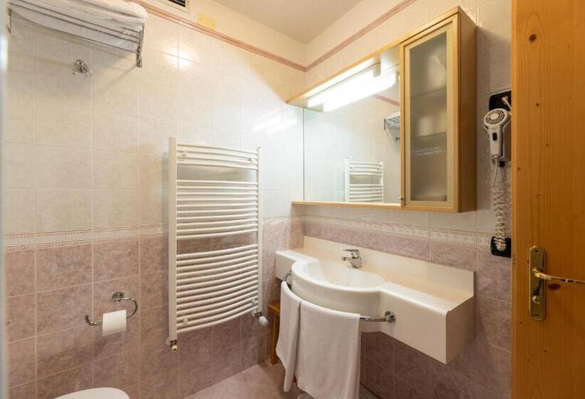 ベーシックルーム, Sport Hotel Cristal