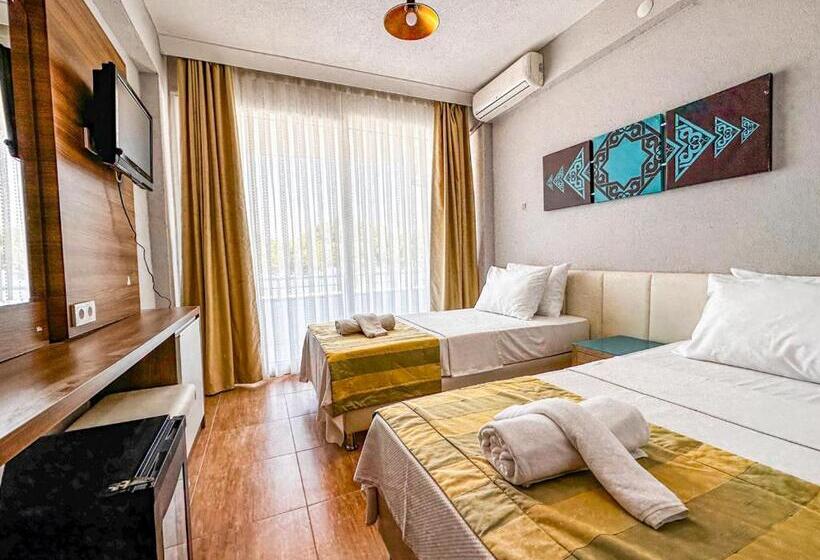 غرفة ديلوكس مطلّة علي البحر, Grand Avşa Otel