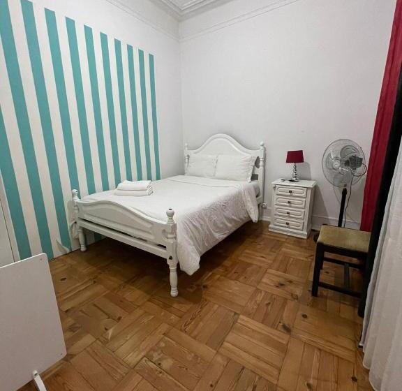 اتاق استاندارد, Nautic M1 R2   Classy & Cozy Double Room With Shared Bathroom In Marques Pombal