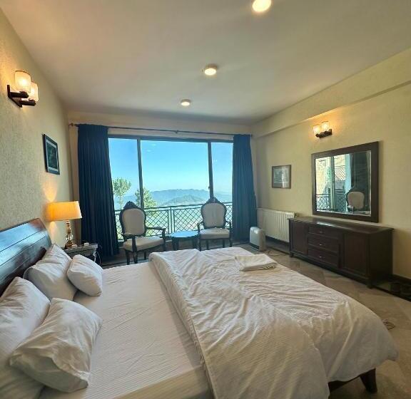 سوئیت با بالکن, Luxury Cottage Retreat