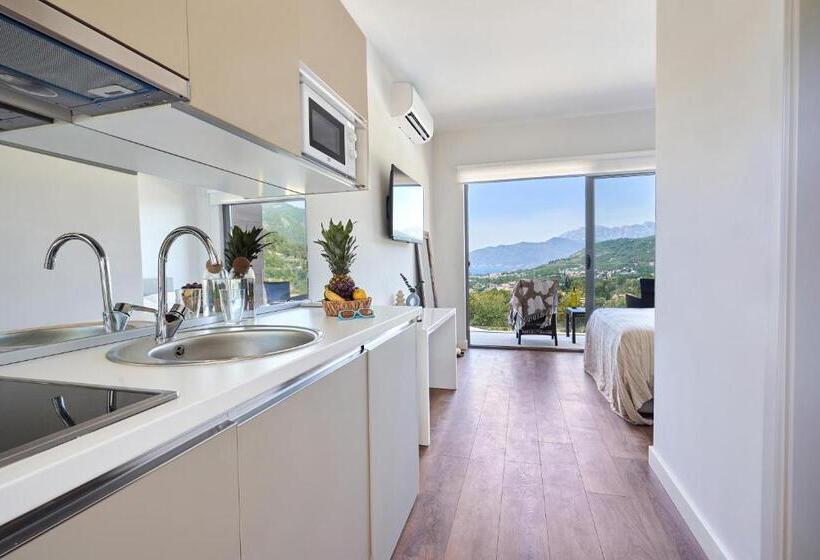 آپارتمان 1 خوابه با چشمانداز دریا, Casa Collection