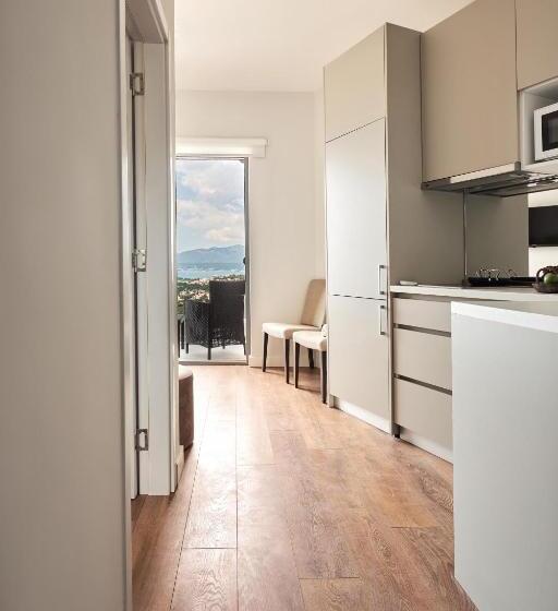 سوییت با چشمانداز دریا, Casa Collection