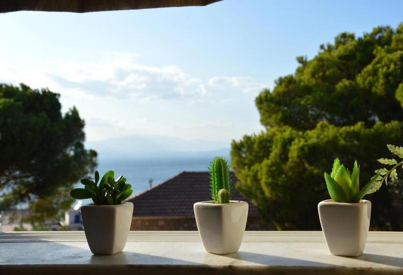 デラックスの4人部屋, Ammos Luxury Suites