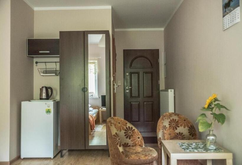 Номер Стандарт, Agroturystyka Pod Modrzewiami