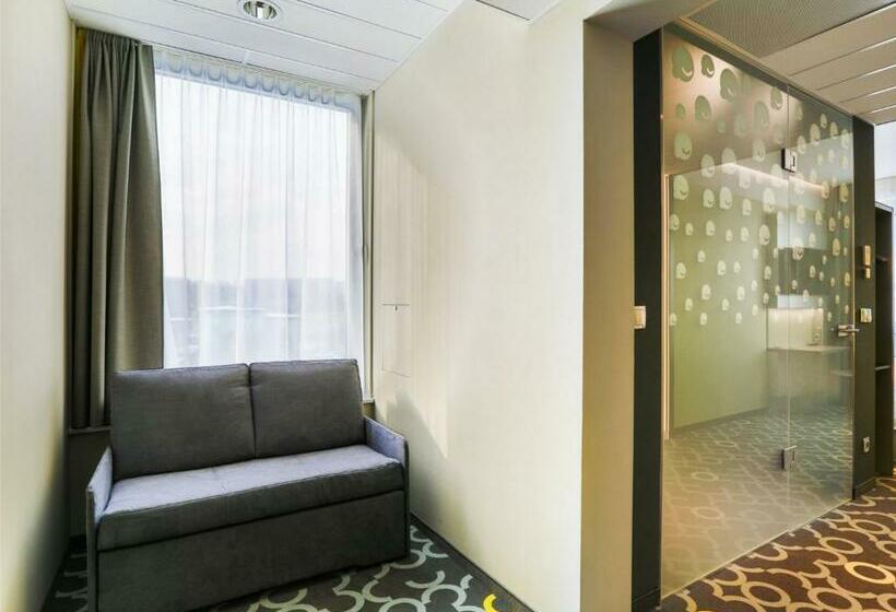 家庭间, Qubus Hotel żory