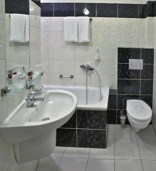 آپارتمان راحتی 1 خوابه, Aviator Hotel Restauracja & Spa