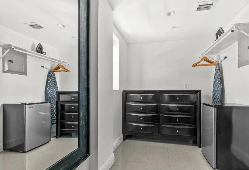 豪华工作室, Belleza