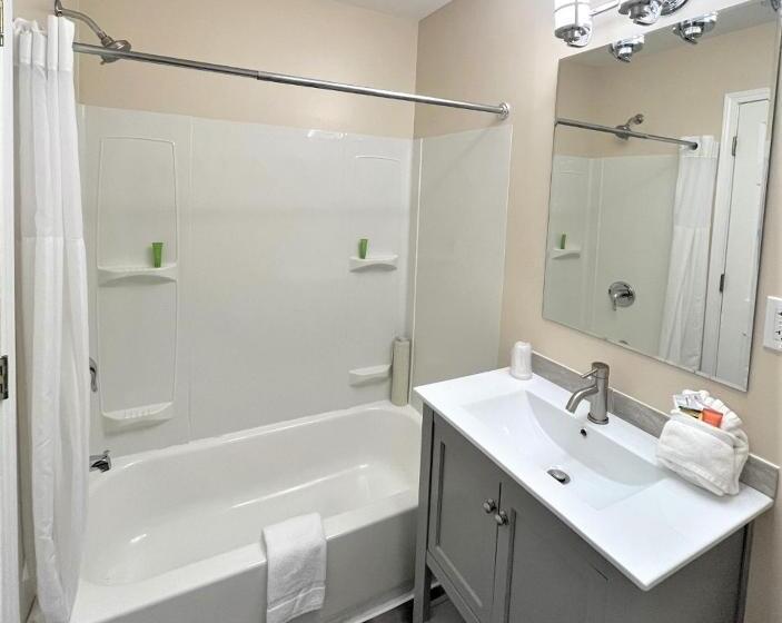 Студио Стандарт Кровать Кинг, Coastal Inn And Suites