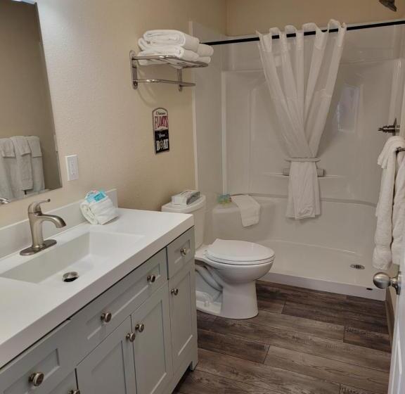 スタンダードルーム, Coastal Inn And Suites