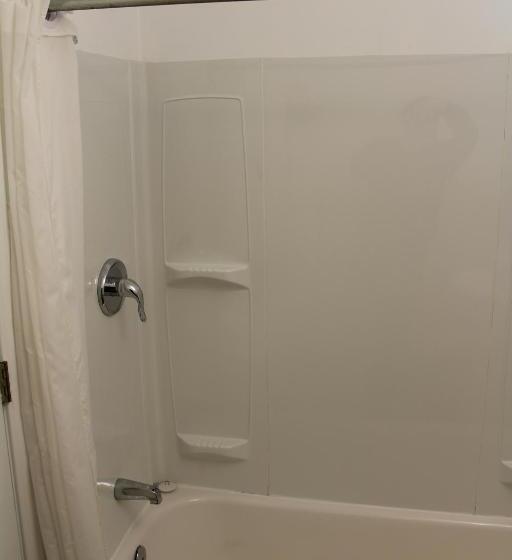 キングサイドベッドのスタンダードワンルーム, Coastal Inn And Suites