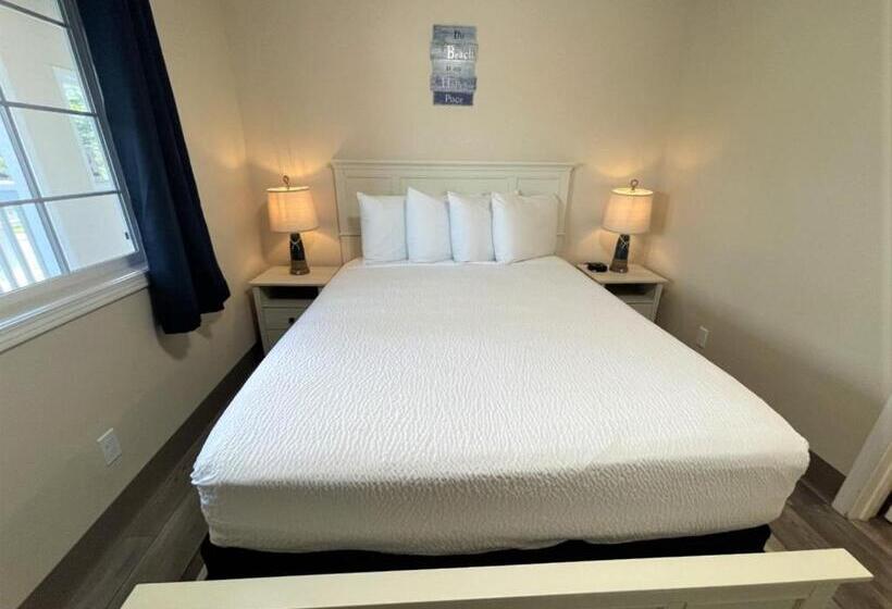 キングサイズベッドのスイートルーム, Coastal Inn And Suites