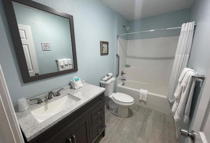 ファミリースイートの２ベッドルーム, Coastal Inn And Suites