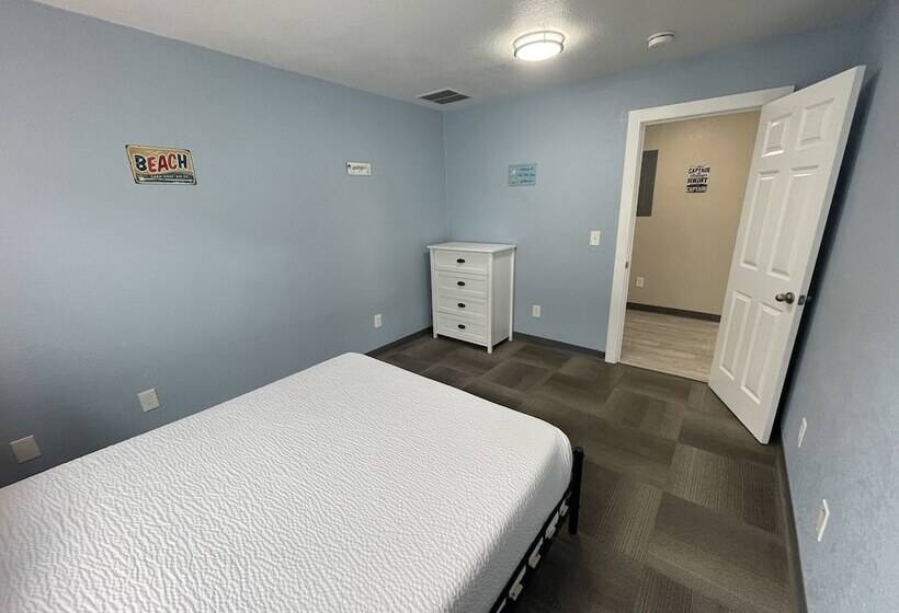 ３ベッドルームスイート, Coastal Inn And Suites