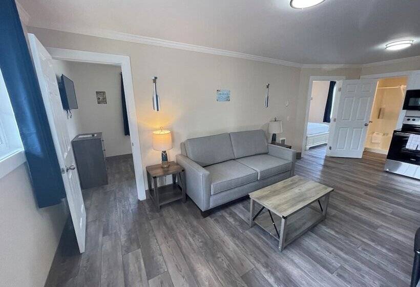 ファミリースイートの２ベッドルーム, Coastal Inn And Suites