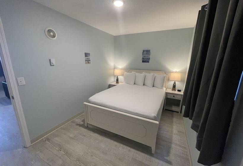 ファミリースイートの２ベッドルーム, Coastal Inn And Suites