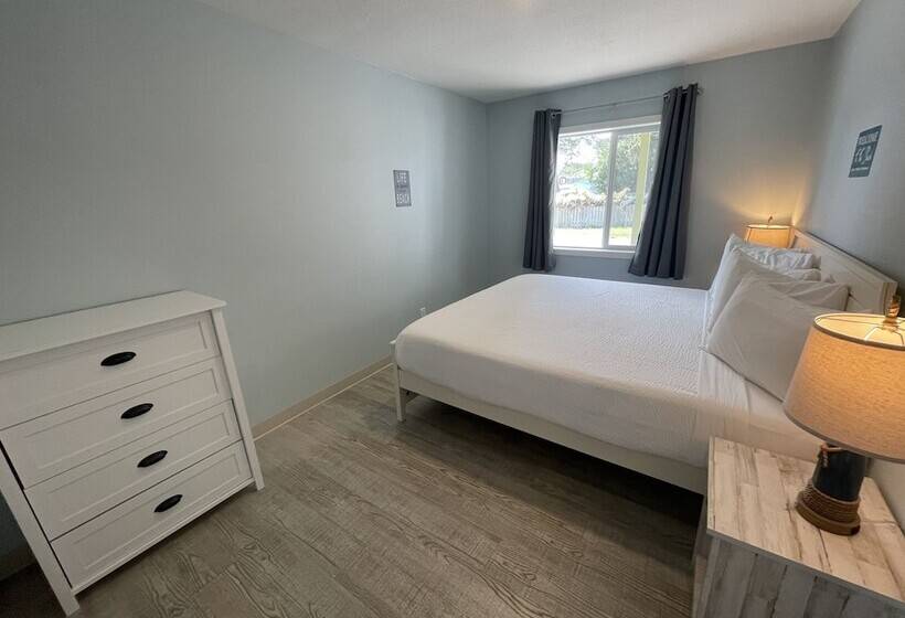 ファミリースイートの２ベッドルーム, Coastal Inn And Suites